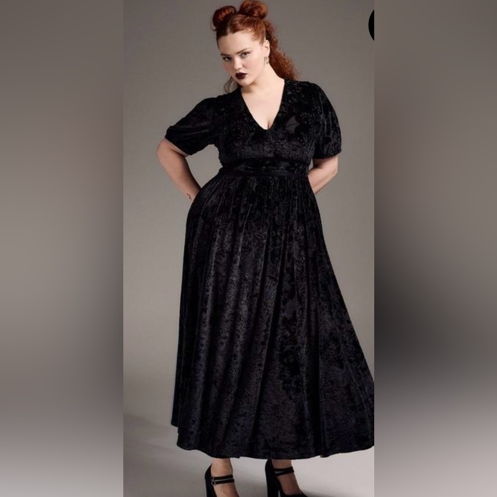 Elegant Black Velvet Dress